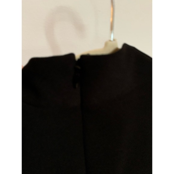 Calvin Klein Size 4 Black Jumpsuit Sleeveless Pockets with Satin Detail V Neck - Picture 5 of 10